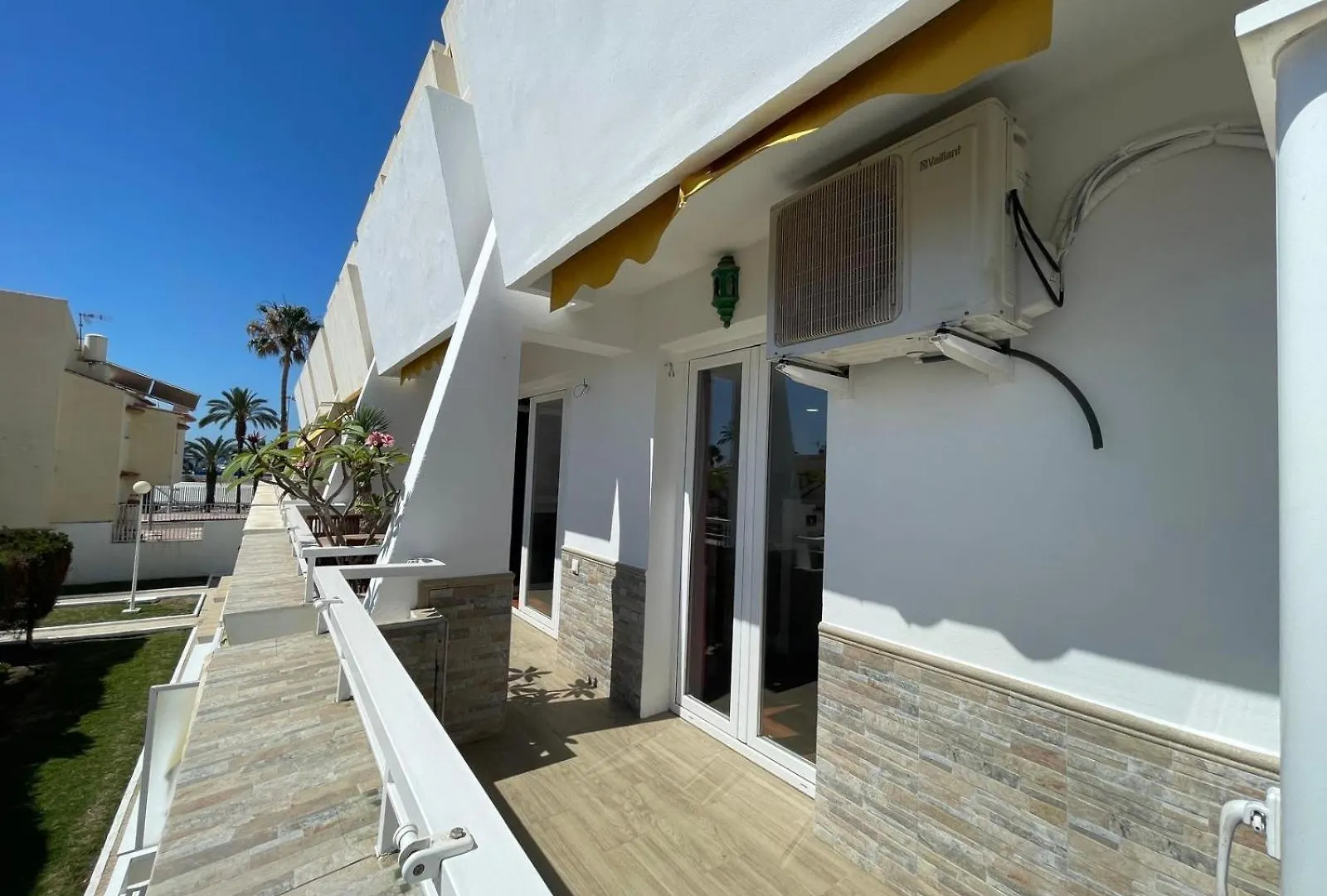 Terrasol Osiris Caleta De Velez Piramides Apartment Torre Del Mar Spain